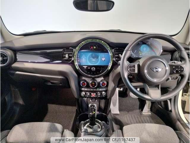 mini mini-others 2022 quick_quick_3BA-XU15MW_WMW32DK0402R63285 image 2