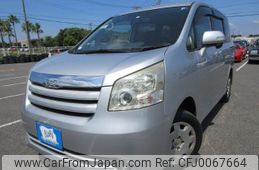 toyota noah 2007 REALMOTOR_Y2024070377F-12