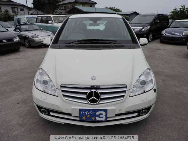 mercedes-benz a-class 2012 CFJ1634575 image 2