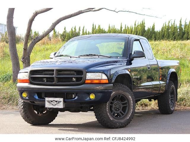 dodge dakota 2001 GOO_NET_EXCHANGE_0207870A30230226W001 image 1