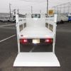 isuzu elf-truck 2016 CFJ8836084 image 8
