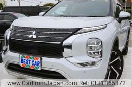 mitsubishi outlander-phev 2023 CFJ1865372