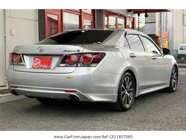 toyota crown 2017 CFJ1837085 image 2