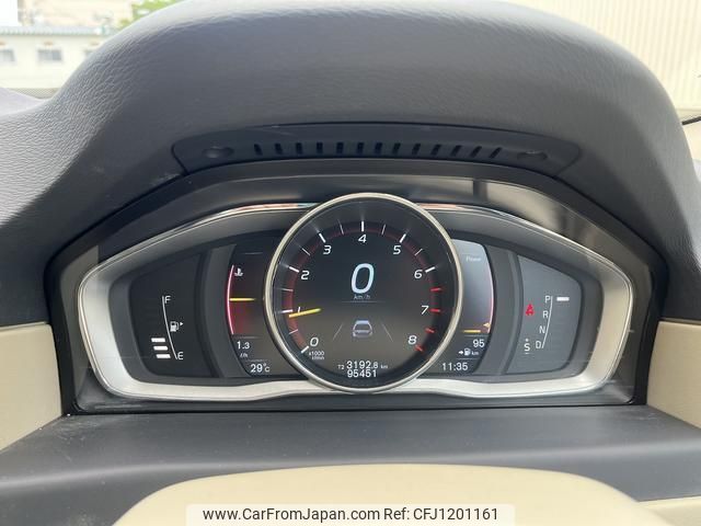 volvo v70 2016 quick_quick_BB420W_YV1BW41MOG1368655 image 2