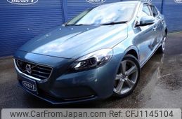 volvo v40 2013 quick_quick_DBA-MB4164T_YV1MV485BE2089300
