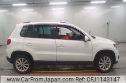 volkswagen tiguan 2012 NIKYO_SS42488