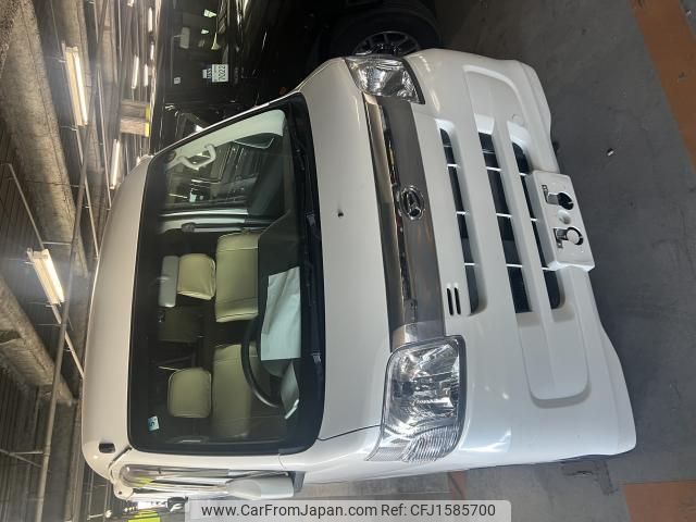 daihatsu hijet-cargo 2015 CFJ1585700 image 1