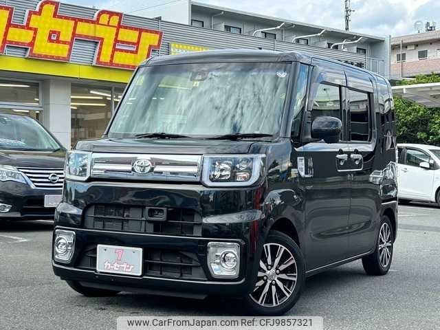 toyota pixis-mega 2017 -TOYOTA--Pixis Mega DBA-LA700A--LA700A-0010789---TOYOTA--Pixis Mega DBA-LA700A--LA700A-0010789- image 1