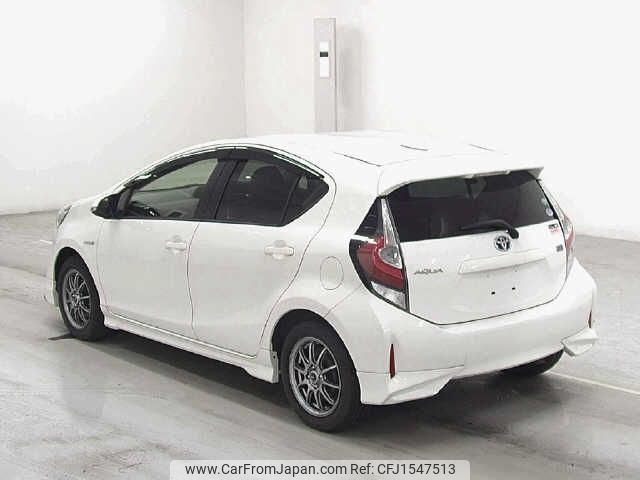 toyota aqua 2017 CFJ1547513 image 2