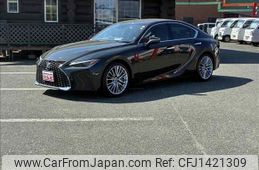 lexus is 2023 CFJ1421309