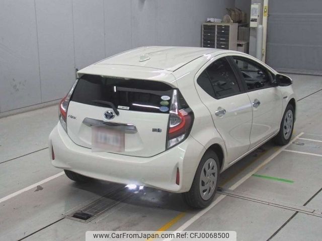 toyota aqua 2017 -TOYOTA--AQUA NHP10-6686460---TOYOTA--AQUA NHP10-6686460- image 2