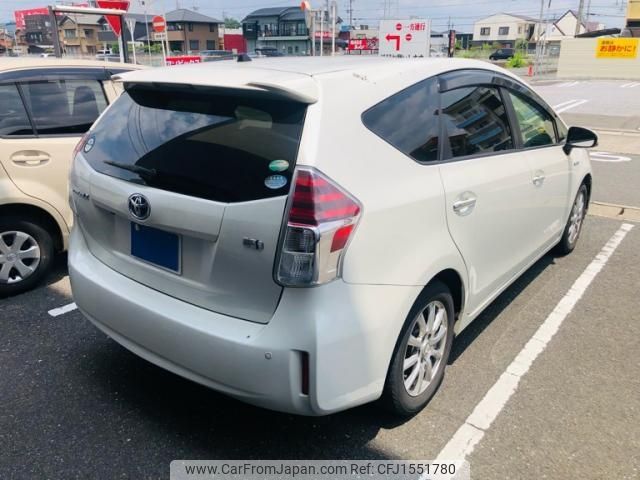 toyota prius-α 2016 CFJ1551780 image 2