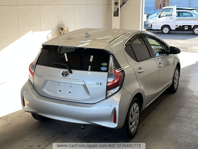 toyota aqua 2018 -TOYOTA--AQUA NHP10-6770021---TOYOTA--AQUA NHP10-6770021- image 2