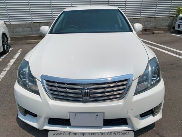 toyota crown 2012 CFJ8279698 image 2