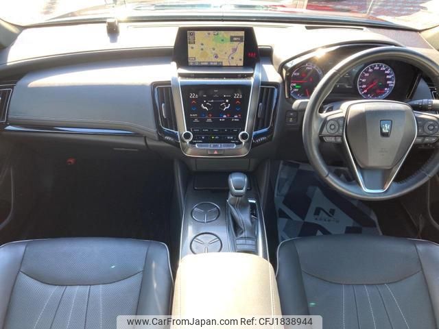 toyota crown-hybrid 2018 CFJ1838944 image 2