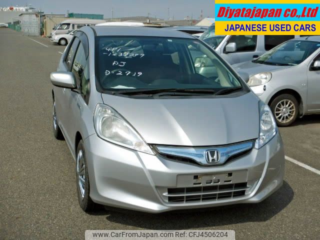 Used Honda Fit Hybrid 13 May Gp1 In Good Condition For Sale