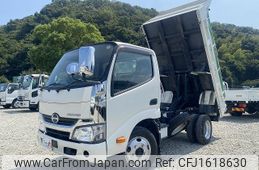 hino dutro 2017 CFJ1618630