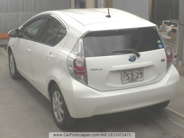 toyota aqua 2013 -TOYOTA--AQUA NHP10--2157569---TOYOTA--AQUA NHP10--2157569- image 2