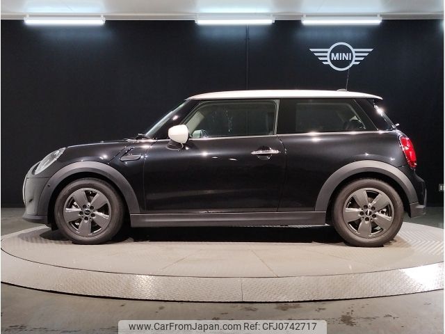 mini mini-others 2023 CFJ0742717 image 2