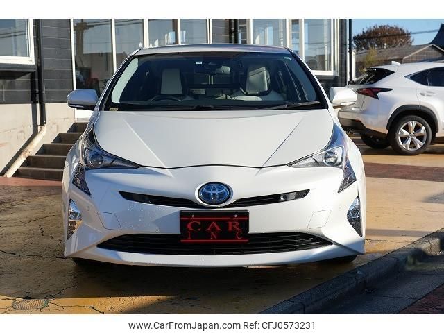 toyota prius 2016 quick_quick_ZVW51_ZVW51-6021576 image 2