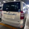 toyota noah 2010 CFJ1548795 image 8