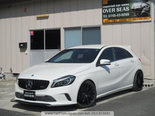 mercedes-benz a-class 2017 CFJ1815951 image 1