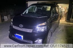toyota voxy 2011 -TOYOTA--Voxy DBA-ZRR70W--ZRR70-0437702---TOYOTA--Voxy DBA-ZRR70W--ZRR70-0437702-