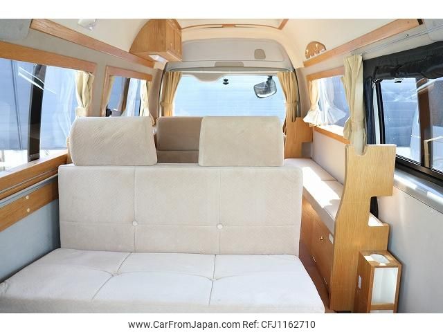 toyota hiace-van 2012 GOO_JP_700090122730250517002 image 1