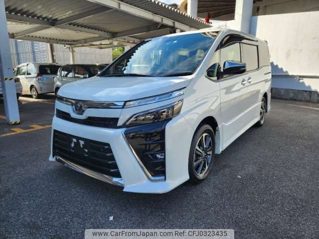 toyota voxy 2019 -TOYOTA--Voxy DBA-ZRR80W--ZRR80-0538324---TOYOTA--Voxy DBA-ZRR80W--ZRR80-0538324- image 2