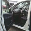nissan serena 2011 CFJ1795541 image 17