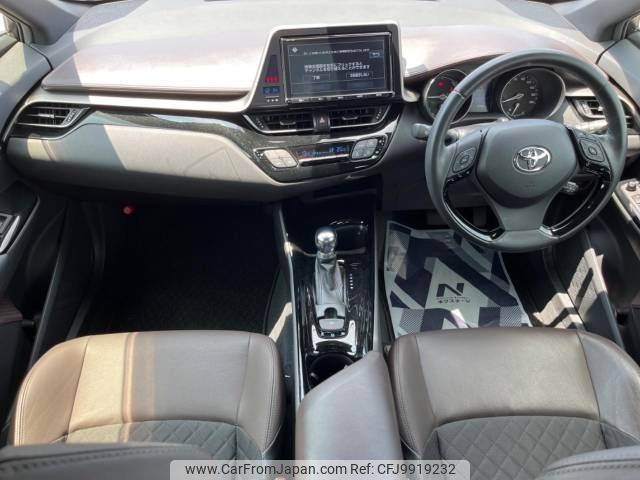 toyota c-hr 2017 -TOYOTA--C-HR DAA-ZYX10--ZYX10-2036806---TOYOTA--C-HR DAA-ZYX10--ZYX10-2036806- image 2