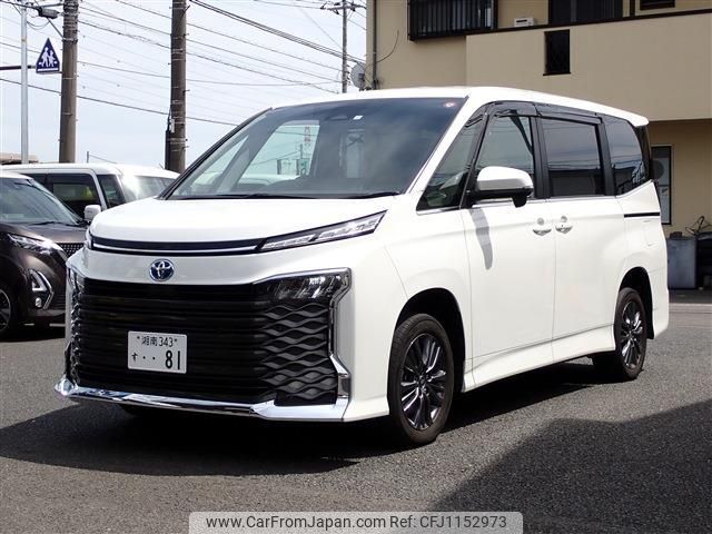 toyota voxy 2023 quick_quick_6AA-ZWR95W_ZWR95-0020920 image 1