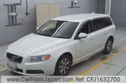 volvo v70 2012 CFJ1632700