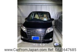 toyota noah 2014 CFJ1647685