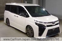 toyota voxy 2017 quick_quick_DBA-ZRR80W_0390781