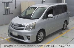 toyota noah 2011 -TOYOTA 【豊田 300つ5251】--Noah ZRR70W-0415312---TOYOTA 【豊田 300つ5251】--Noah ZRR70W-0415312-