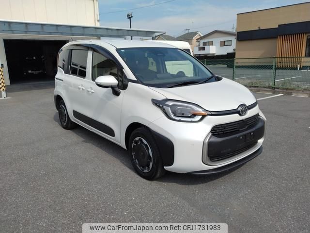 toyota sienta 2024 CFJ1731983 image 2