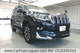 toyota land-cruiser-prado 2022 ENHANCEAUTO_1_ea290049