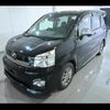 toyota voxy 2013 CFJ1574081 image 1