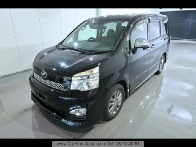 toyota voxy 2013 CFJ1574081 image 1