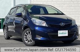 toyota vitz 2013 CFJ1794590