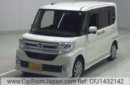 daihatsu tanto 2014 CFJ1432142