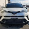 toyota c-hr 2017 quick_quick_DAA-ZYX10_ZYX10-2100349 image 2