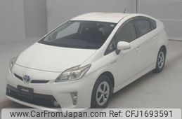 toyota prius 2014 CFJ1693591