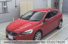 volvo v40 2018 -VOLVO 【大阪 303ら159】--Volvo V40 MD4204T-YV1MVA8RDJ2487665---VOLVO 【大阪 303ら159】--Volvo V40 MD4204T-YV1MVA8RDJ2487665-