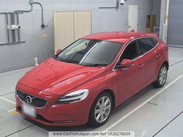 volvo v40 2018 -VOLVO 【大阪 303ら159】--Volvo V40 MD4204T-YV1MVA8RDJ2487665---VOLVO 【大阪 303ら159】--Volvo V40 MD4204T-YV1MVA8RDJ2487665- image 1