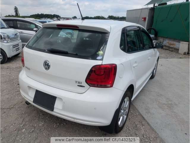 volkswagen polo 2013 -VOLKSWAGEN--VW Polo DBA-6RCBZ--WVWZZZ6RZDU069601---VOLKSWAGEN--VW Polo DBA-6RCBZ--WVWZZZ6RZDU069601- image 2