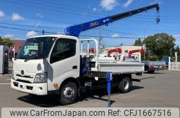 hino dutro 2022 CFJ1667516