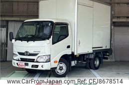 hino dutro 2018 CFJ8678514