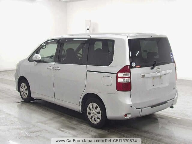 toyota noah 2012 CFJ1570874 image 2